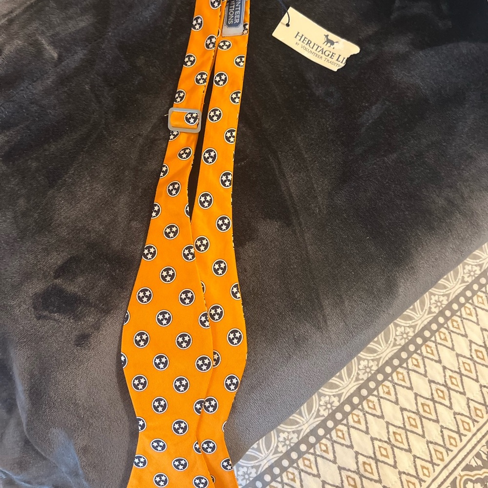 Tennessee Bow Tie